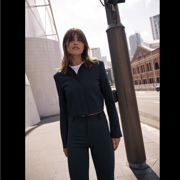 ELASTIC RIB JACKET - Picture 2 of 6